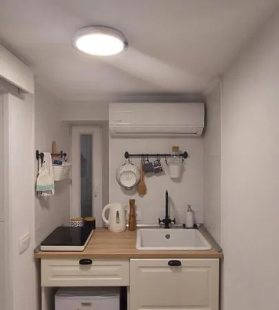 Pocket Dell' Acqua Apartment